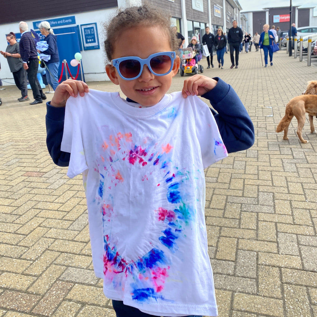 Creative Tie Dye Effect Upcycling