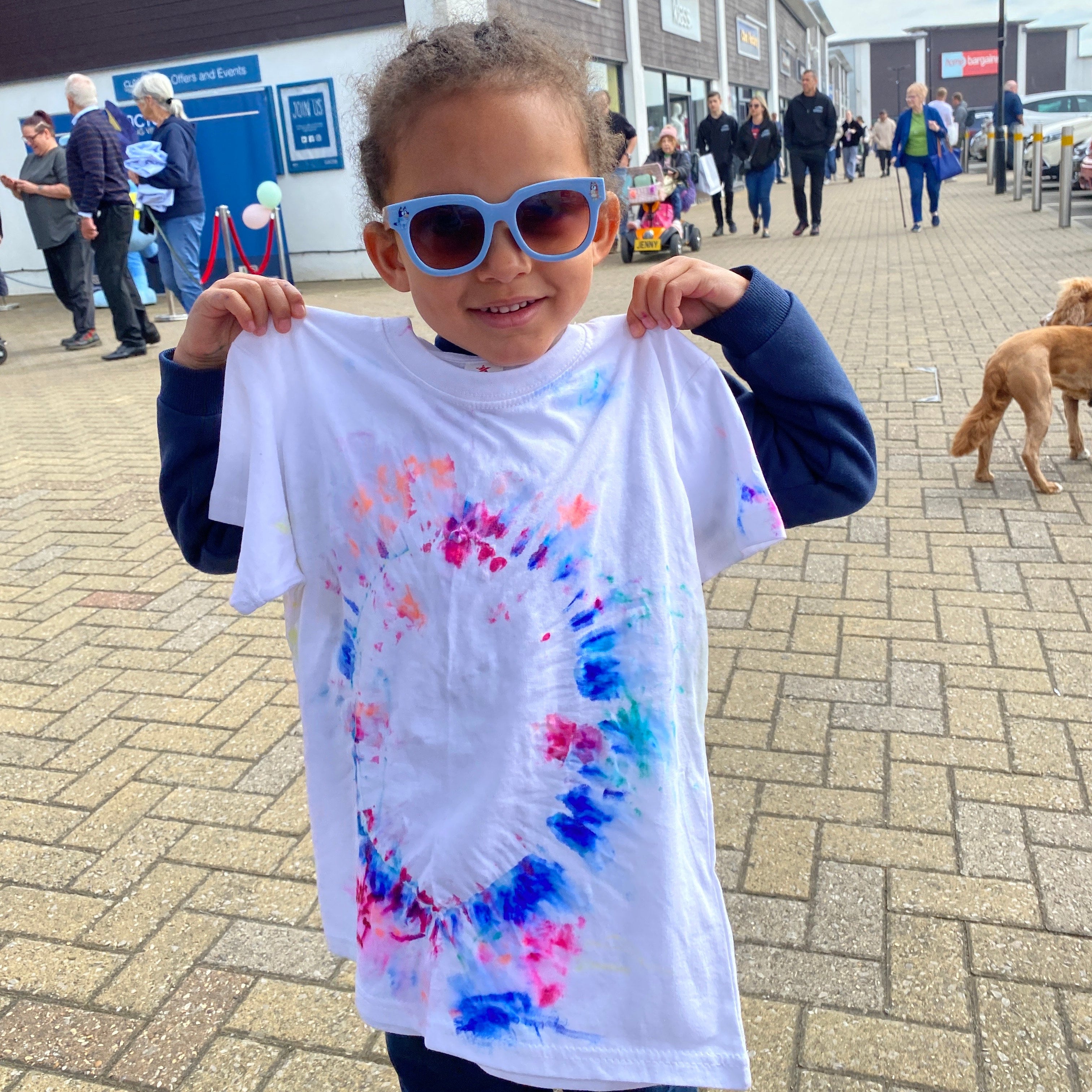 Creative Tie Dye Effect Upcycling