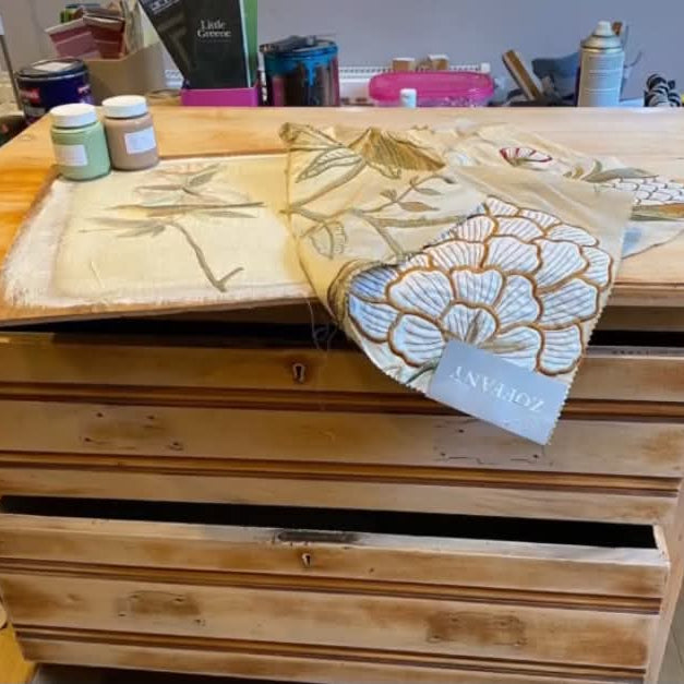Hand Painting & Decoupage Workshop For Organic Design