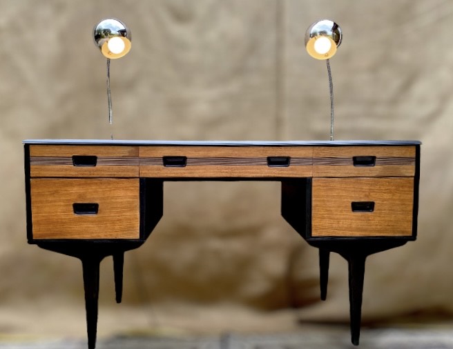 Butilux Mid-Century Desk with Vintage adjustable Chrome lights