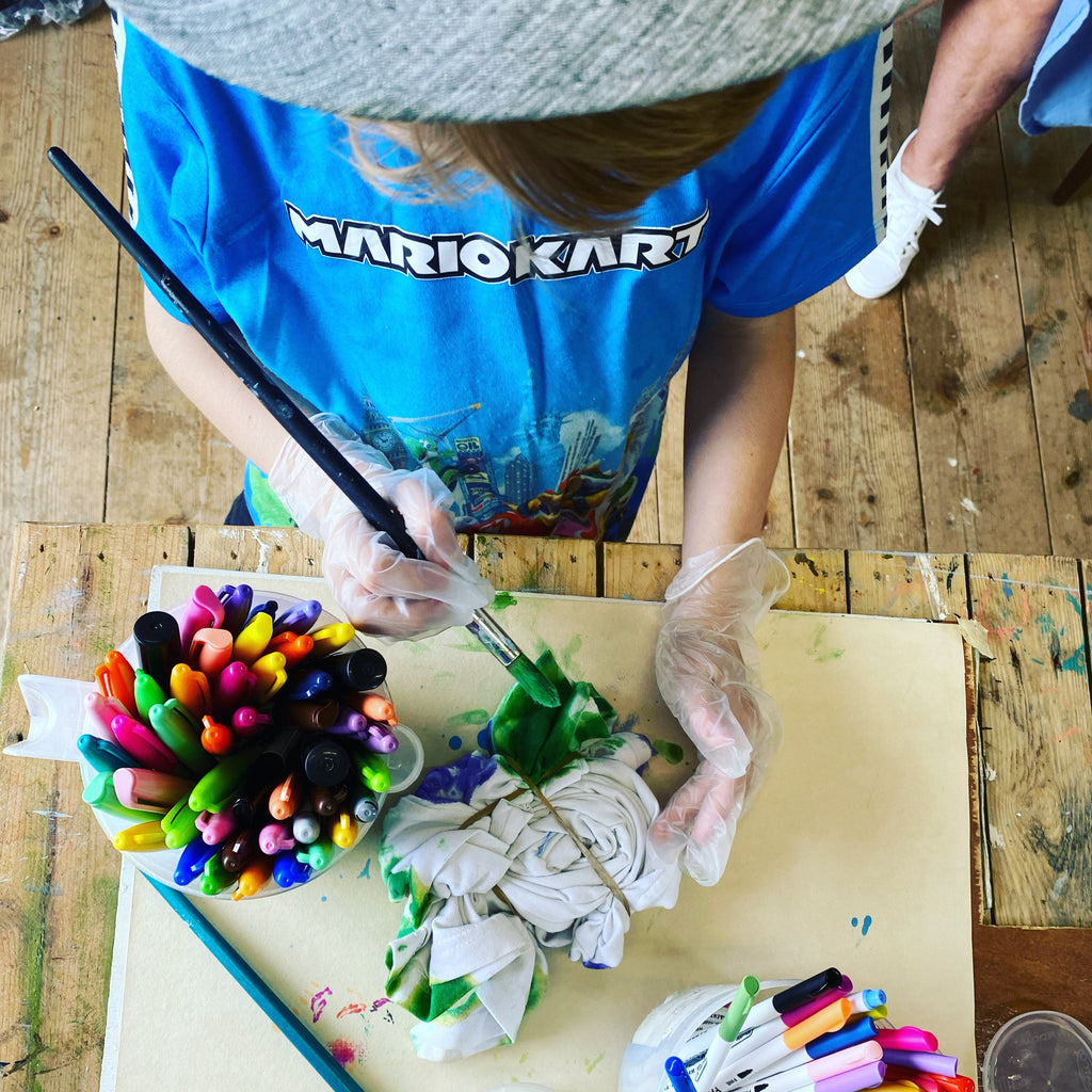 Creative Tie Dye Effect Upcycling